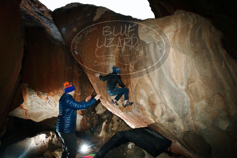 Bouldering in Hueco Tanks on 12/28/2018 with Blue Lizard Climbing and Yoga
Filename: SRM_20181228_1424180.jpg
Aperture: f/8.0
Shutter Speed: 1/250
Body: Canon EOS-1D Mark II
Lens: Canon EF 16-35mm f/2.8 L