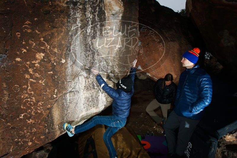 Bouldering in Hueco Tanks on 12/28/2018 with Blue Lizard Climbing and Yoga
Filename: SRM_20181228_1443160.jpg
Aperture: f/8.0
Shutter Speed: 1/250
Body: Canon EOS-1D Mark II
Lens: Canon EF 16-35mm f/2.8 L