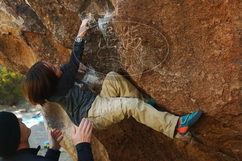Bouldering in Hueco Tanks on 01/05/2019 with Blue Lizard Climbing and Yoga
Filename: SRM_20190105_1203410.jpg
Aperture: f/4.0
Shutter Speed: 1/250
Body: Canon EOS-1D Mark II
Lens: Canon EF 50mm f/1.8 II
