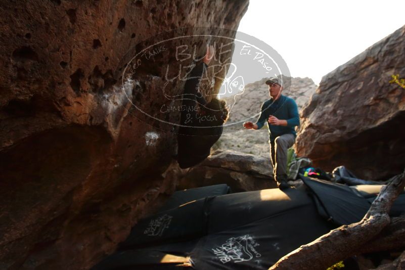 Bouldering in Hueco Tanks on 01/05/2019 with Blue Lizard Climbing and Yoga

Filename: SRM_20190105_1802170.jpg
Aperture: f/5.0
Shutter Speed: 1/200
Body: Canon EOS-1D Mark II
Lens: Canon EF 16-35mm f/2.8 L