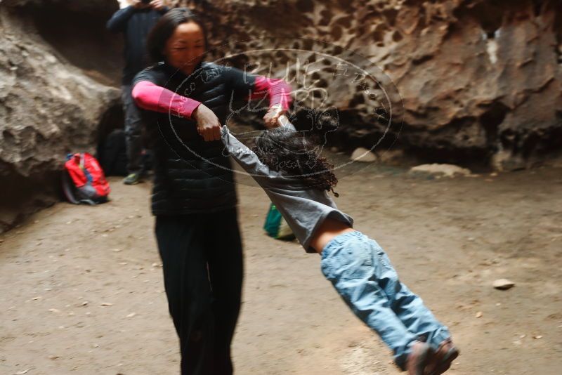 Bouldering in Hueco Tanks on 01/06/2019 with Blue Lizard Climbing and Yoga

Filename: SRM_20190106_1157152.jpg
Aperture: f/4.0
Shutter Speed: 1/100
Body: Canon EOS-1D Mark II
Lens: Canon EF 50mm f/1.8 II