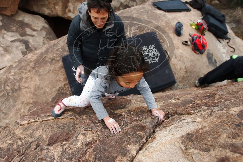 Bouldering in Hueco Tanks on 01/06/2019 with Blue Lizard Climbing and Yoga
Filename: SRM_20190106_1459050.jpg
Aperture: f/4.0
Shutter Speed: 1/400
Body: Canon EOS-1D Mark II
Lens: Canon EF 16-35mm f/2.8 L