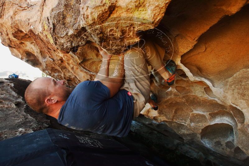 Bouldering in Hueco Tanks on 01/12/2019 with Blue Lizard Climbing and Yoga
Filename: SRM_20190112_1144350.jpg
Aperture: f/4.5
Shutter Speed: 1/250
Body: Canon EOS-1D Mark II
Lens: Canon EF 16-35mm f/2.8 L