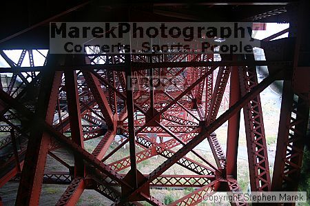 

Filename: crw_9085_std.jpg
Aperture: f/3.5
Shutter Speed: 1/40
Body: Canon EOS DIGITAL REBEL
Lens: Canon EF-S 18-55mm f/3.5-5.6