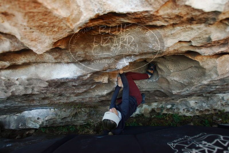 Bouldering in Hueco Tanks on 01/12/2019 with Blue Lizard Climbing and Yoga
Filename: SRM_20190112_1157420.jpg
Aperture: f/2.8
Shutter Speed: 1/250
Body: Canon EOS-1D Mark II
Lens: Canon EF 16-35mm f/2.8 L