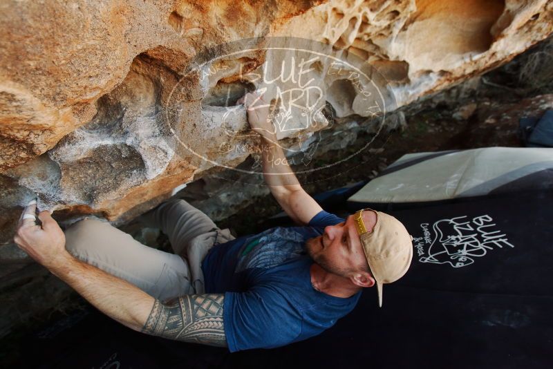 Bouldering in Hueco Tanks on 01/12/2019 with Blue Lizard Climbing and Yoga
Filename: SRM_20190112_1202510.jpg
Aperture: f/4.5
Shutter Speed: 1/250
Body: Canon EOS-1D Mark II
Lens: Canon EF 16-35mm f/2.8 L