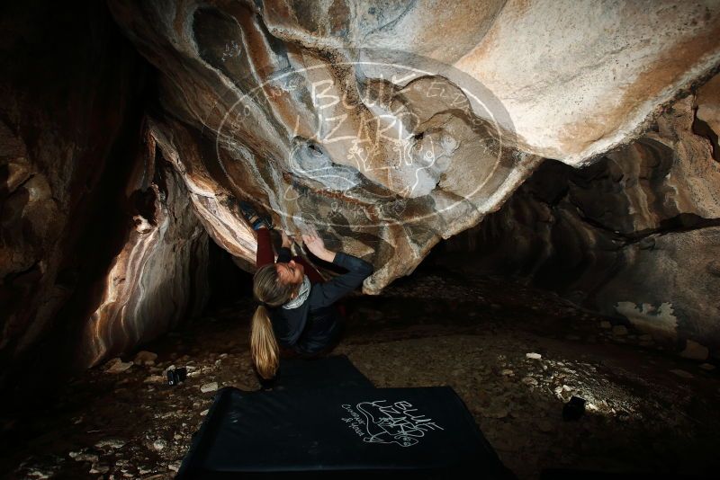 Bouldering in Hueco Tanks on 01/12/2019 with Blue Lizard Climbing and Yoga
Filename: SRM_20190112_1515040.jpg
Aperture: f/8.0
Shutter Speed: 1/250
Body: Canon EOS-1D Mark II
Lens: Canon EF 16-35mm f/2.8 L