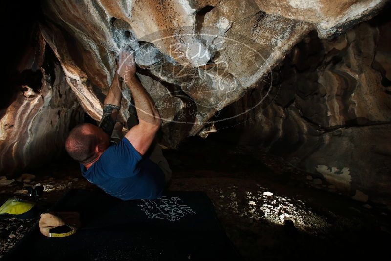 Bouldering in Hueco Tanks on 01/12/2019 with Blue Lizard Climbing and Yoga
Filename: SRM_20190112_1531210.jpg
Aperture: f/8.0
Shutter Speed: 1/250
Body: Canon EOS-1D Mark II
Lens: Canon EF 16-35mm f/2.8 L