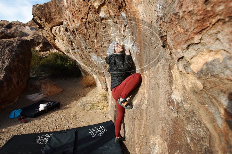 Bouldering in Hueco Tanks on 01/12/2019 with Blue Lizard Climbing and Yoga
Filename: SRM_20190112_1648060.jpg
Aperture: f/5.6
Shutter Speed: 1/160
Body: Canon EOS-1D Mark II
Lens: Canon EF 16-35mm f/2.8 L