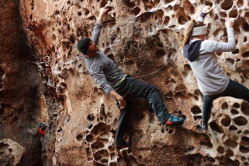 Bouldering in Hueco Tanks on 01/13/2019 with Blue Lizard Climbing and Yoga
Filename: SRM_20190113_1619380.jpg
Aperture: f/2.8
Shutter Speed: 1/100
Body: Canon EOS-1D Mark II
Lens: Canon EF 50mm f/1.8 II