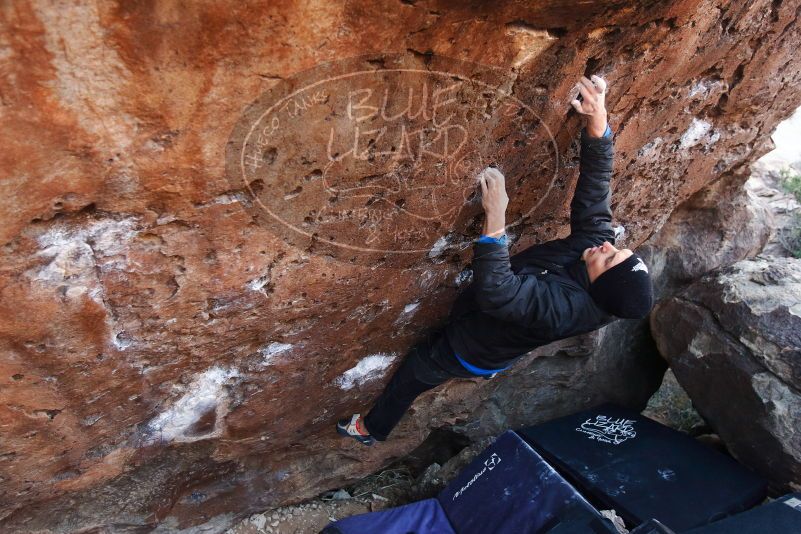 Bouldering in Hueco Tanks on 01/14/2019 with Blue Lizard Climbing and Yoga

Filename: SRM_20190114_1030460.jpg
Aperture: f/4.0
Shutter Speed: 1/200
Body: Canon EOS-1D Mark II
Lens: Canon EF 16-35mm f/2.8 L