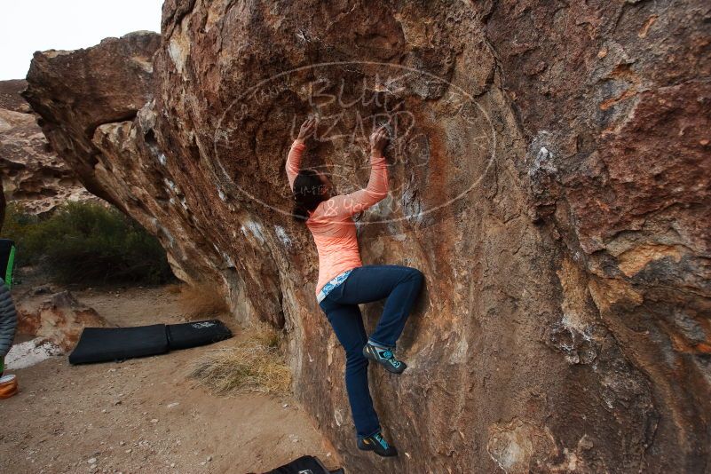 Bouldering in Hueco Tanks on 01/14/2019 with Blue Lizard Climbing and Yoga
Filename: SRM_20190114_1744420.jpg
Aperture: f/6.3
Shutter Speed: 1/200
Body: Canon EOS-1D Mark II
Lens: Canon EF 16-35mm f/2.8 L