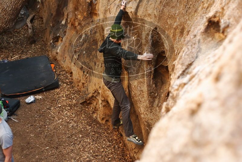 Bouldering in Hueco Tanks on 01/18/2019 with Blue Lizard Climbing and Yoga
Filename: SRM_20190118_1253220.jpg
Aperture: f/2.8
Shutter Speed: 1/250
Body: Canon EOS-1D Mark II
Lens: Canon EF 50mm f/1.8 II