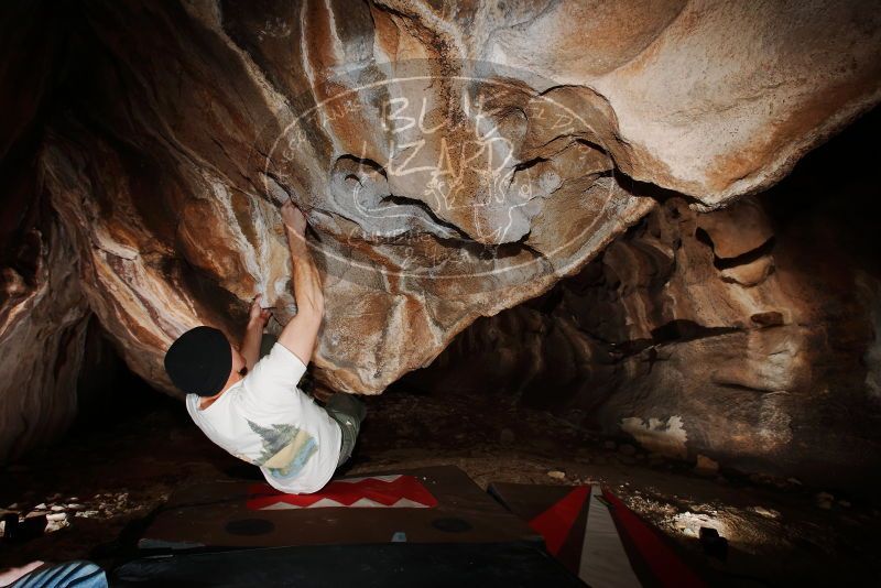 Bouldering in Hueco Tanks on 01/18/2019 with Blue Lizard Climbing and Yoga
Filename: SRM_20190118_1415230.jpg
Aperture: f/8.0
Shutter Speed: 1/250
Body: Canon EOS-1D Mark II
Lens: Canon EF 16-35mm f/2.8 L