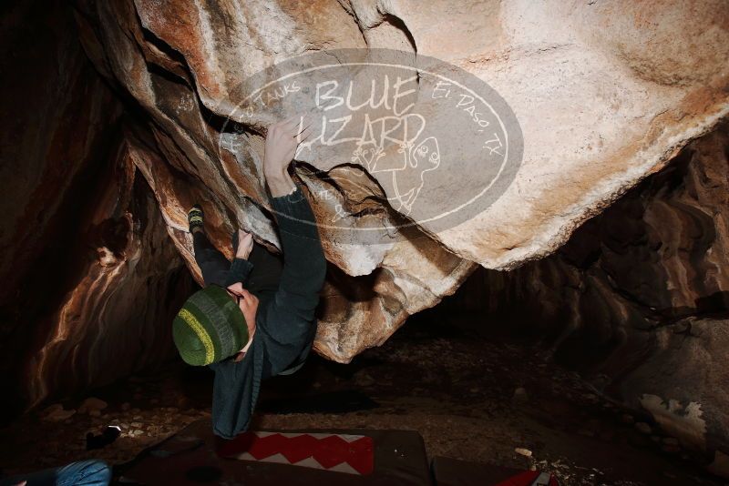 Bouldering in Hueco Tanks on 01/18/2019 with Blue Lizard Climbing and Yoga
Filename: SRM_20190118_1427170.jpg
Aperture: f/8.0
Shutter Speed: 1/250
Body: Canon EOS-1D Mark II
Lens: Canon EF 16-35mm f/2.8 L