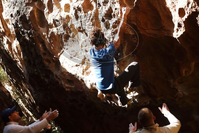 Bouldering in Hueco Tanks on 01/18/2019 with Blue Lizard Climbing and Yoga
Filename: SRM_20190118_1312360.jpg
Aperture: f/2.8
Shutter Speed: 1/1000
Body: Canon EOS-1D Mark II
Lens: Canon EF 50mm f/1.8 II