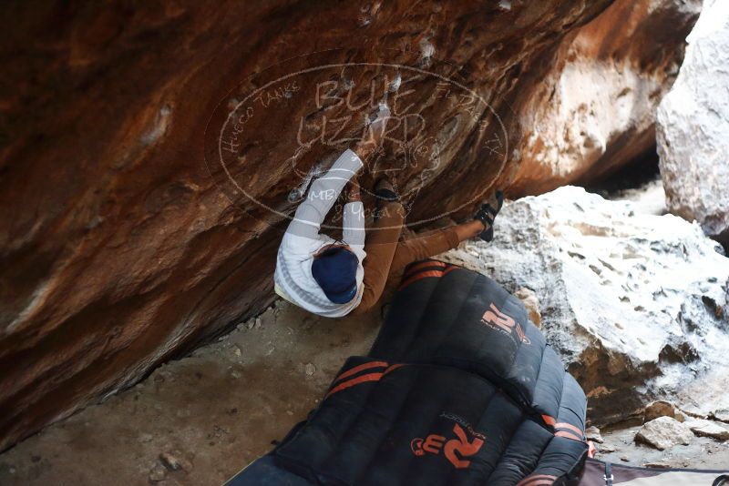 Bouldering in Hueco Tanks on 01/18/2019 with Blue Lizard Climbing and Yoga
Filename: SRM_20190118_1604040.jpg
Aperture: f/2.2
Shutter Speed: 1/125
Body: Canon EOS-1D Mark II
Lens: Canon EF 50mm f/1.8 II
