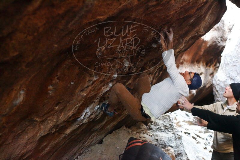 Bouldering in Hueco Tanks on 01/18/2019 with Blue Lizard Climbing and Yoga
Filename: SRM_20190118_1611111.jpg
Aperture: f/2.8
Shutter Speed: 1/160
Body: Canon EOS-1D Mark II
Lens: Canon EF 50mm f/1.8 II