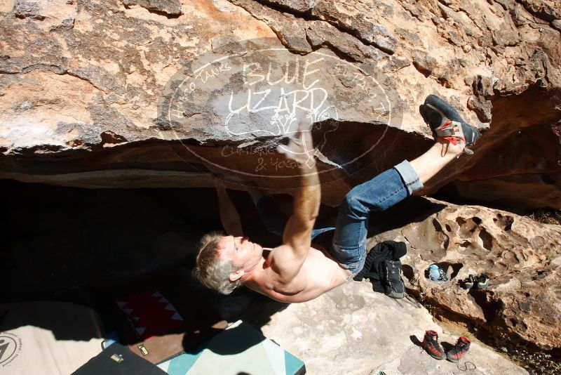 Bouldering in Hueco Tanks on 01/19/2019 with Blue Lizard Climbing and Yoga
Filename: SRM_20190119_1200140.jpg
Aperture: f/16.0
Shutter Speed: 1/250
Body: Canon EOS-1D Mark II
Lens: Canon EF 16-35mm f/2.8 L