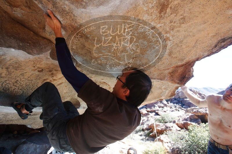 Bouldering in Hueco Tanks on 01/19/2019 with Blue Lizard Climbing and Yoga
Filename: SRM_20190119_1225320.jpg
Aperture: f/6.3
Shutter Speed: 1/320
Body: Canon EOS-1D Mark II
Lens: Canon EF 16-35mm f/2.8 L