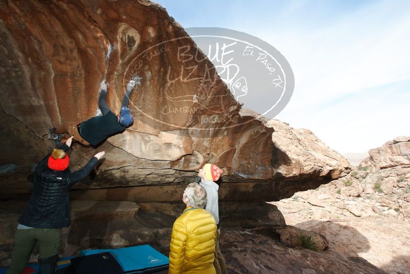 Bouldering in Hueco Tanks on 01/20/2019 with Blue Lizard Climbing and Yoga
Filename: SRM_20190120_1526430.jpg
Aperture: f/5.6
Shutter Speed: 1/250
Body: Canon EOS-1D Mark II
Lens: Canon EF 16-35mm f/2.8 L
