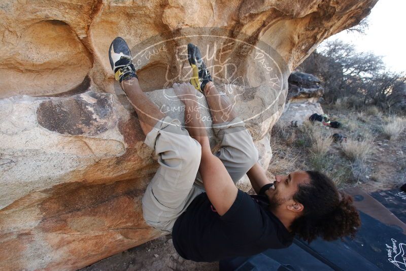 Bouldering in Hueco Tanks on 01/21/2019 with Blue Lizard Climbing and Yoga

Filename: SRM_20190121_1113020.jpg
Aperture: f/6.3
Shutter Speed: 1/250
Body: Canon EOS-1D Mark II
Lens: Canon EF 16-35mm f/2.8 L
