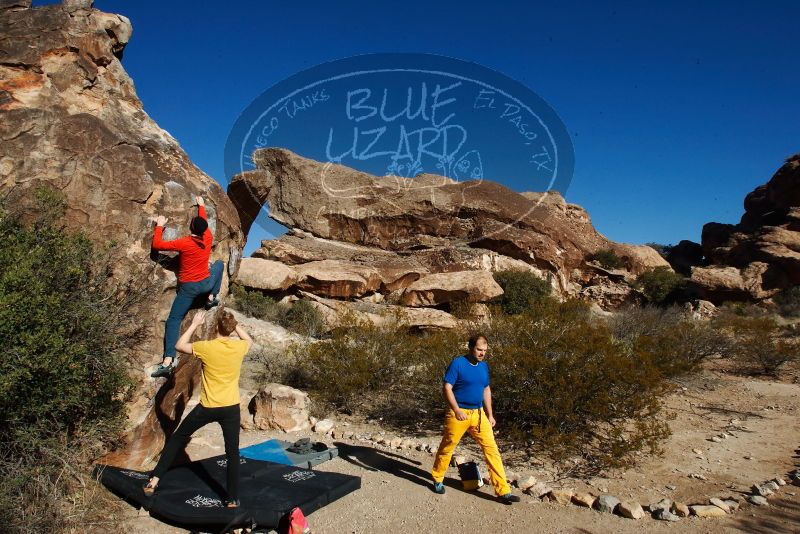 Bouldering in Hueco Tanks on 01/26/2019 with Blue Lizard Climbing and Yoga

Filename: SRM_20190126_1038390.jpg
Aperture: f/20.0
Shutter Speed: 1/250
Body: Canon EOS-1D Mark II
Lens: Canon EF 16-35mm f/2.8 L