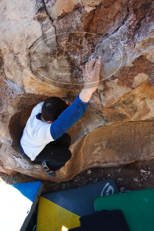 Bouldering in Hueco Tanks on 01/26/2019 with Blue Lizard Climbing and Yoga
Filename: SRM_20190126_1111212.jpg
Aperture: f/5.6
Shutter Speed: 1/250
Body: Canon EOS-1D Mark II
Lens: Canon EF 16-35mm f/2.8 L