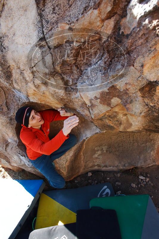 Bouldering in Hueco Tanks on 01/26/2019 with Blue Lizard Climbing and Yoga
Filename: SRM_20190126_1112030.jpg
Aperture: f/5.6
Shutter Speed: 1/250
Body: Canon EOS-1D Mark II
Lens: Canon EF 16-35mm f/2.8 L