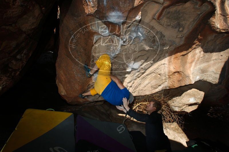 Bouldering in Hueco Tanks on 01/26/2019 with Blue Lizard Climbing and Yoga
Filename: SRM_20190126_1616210.jpg
Aperture: f/6.3
Shutter Speed: 1/250
Body: Canon EOS-1D Mark II
Lens: Canon EF 16-35mm f/2.8 L