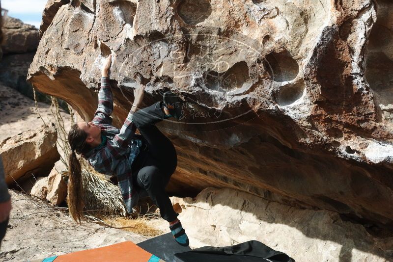 Bouldering in Hueco Tanks on 02/03/2019 with Blue Lizard Climbing and Yoga

Filename: SRM_20190203_1130260.jpg
Aperture: f/4.0
Shutter Speed: 1/800
Body: Canon EOS-1D Mark II
Lens: Canon EF 50mm f/1.8 II