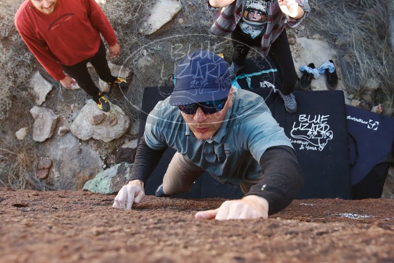 Bouldering in Hueco Tanks on 02/03/2019 with Blue Lizard Climbing and Yoga
Filename: SRM_20190203_1217531.jpg
Aperture: f/5.6
Shutter Speed: 1/200
Body: Canon EOS-1D Mark II
Lens: Canon EF 16-35mm f/2.8 L