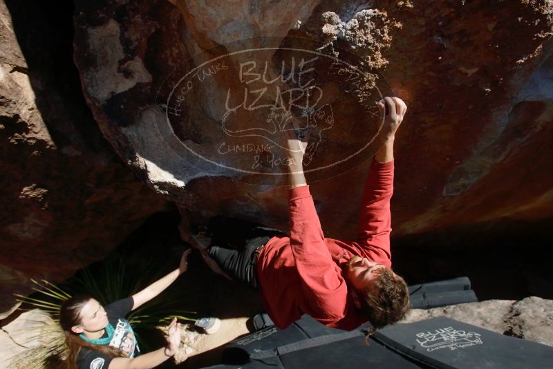Bouldering in Hueco Tanks on 02/03/2019 with Blue Lizard Climbing and Yoga
Filename: SRM_20190203_1417200.jpg
Aperture: f/6.3
Shutter Speed: 1/250
Body: Canon EOS-1D Mark II
Lens: Canon EF 16-35mm f/2.8 L