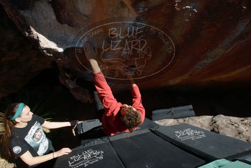 Bouldering in Hueco Tanks on 02/03/2019 with Blue Lizard Climbing and Yoga

Filename: SRM_20190203_1418400.jpg
Aperture: f/6.3
Shutter Speed: 1/250
Body: Canon EOS-1D Mark II
Lens: Canon EF 16-35mm f/2.8 L