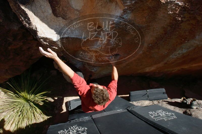 Bouldering in Hueco Tanks on 02/03/2019 with Blue Lizard Climbing and Yoga
Filename: SRM_20190203_1426460.jpg
Aperture: f/5.6
Shutter Speed: 1/250
Body: Canon EOS-1D Mark II
Lens: Canon EF 16-35mm f/2.8 L