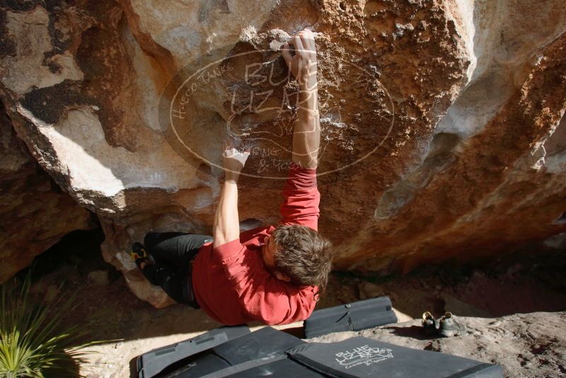 Bouldering in Hueco Tanks on 02/03/2019 with Blue Lizard Climbing and Yoga
Filename: SRM_20190203_1431050.jpg
Aperture: f/5.6
Shutter Speed: 1/250
Body: Canon EOS-1D Mark II
Lens: Canon EF 16-35mm f/2.8 L