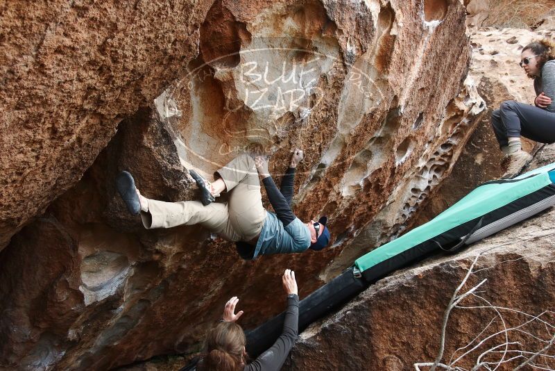 Bouldering in Hueco Tanks on 02/03/2019 with Blue Lizard Climbing and Yoga
Filename: SRM_20190203_1448330.jpg
Aperture: f/5.6
Shutter Speed: 1/320
Body: Canon EOS-1D Mark II
Lens: Canon EF 16-35mm f/2.8 L