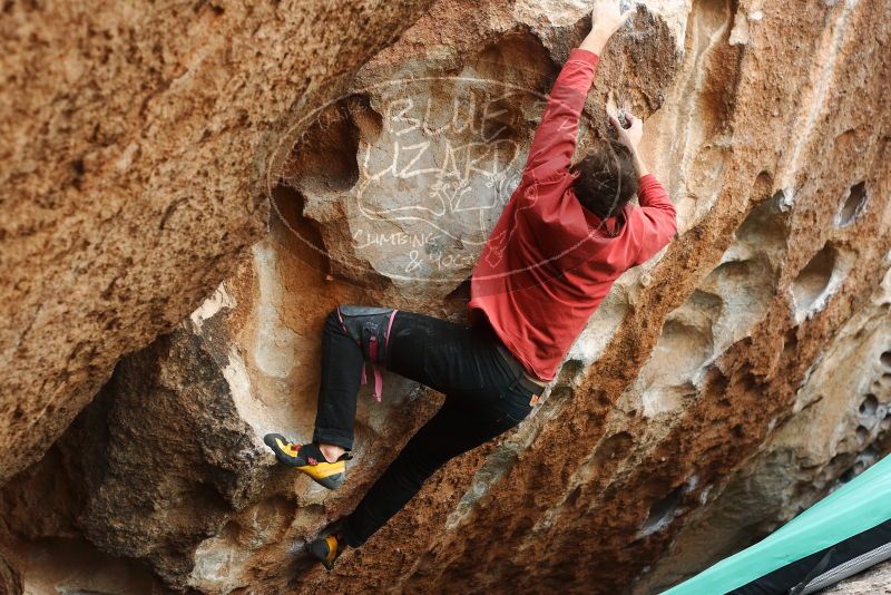 Bouldering in Hueco Tanks on 02/03/2019 with Blue Lizard Climbing and Yoga
Filename: SRM_20190203_1511290.jpg
Aperture: f/4.0
Shutter Speed: 1/500
Body: Canon EOS-1D Mark II
Lens: Canon EF 50mm f/1.8 II