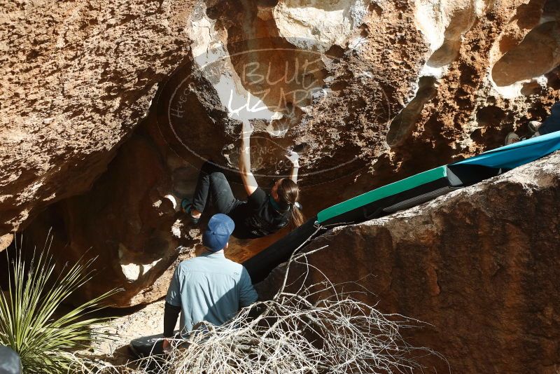 Bouldering in Hueco Tanks on 02/03/2019 with Blue Lizard Climbing and Yoga
Filename: SRM_20190203_1528500.jpg
Aperture: f/5.6
Shutter Speed: 1/320
Body: Canon EOS-1D Mark II
Lens: Canon EF 50mm f/1.8 II