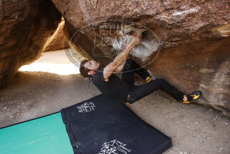 Bouldering in Hueco Tanks on 02/02/2019 with Blue Lizard Climbing and Yoga
Filename: SRM_20190202_1119180.jpg
Aperture: f/5.6
Shutter Speed: 1/160
Body: Canon EOS-1D Mark II
Lens: Canon EF 16-35mm f/2.8 L
