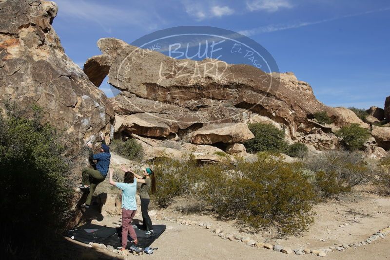 Bouldering in Hueco Tanks on 02/02/2019 with Blue Lizard Climbing and Yoga

Filename: SRM_20190202_1157410.jpg
Aperture: f/5.6
Shutter Speed: 1/800
Body: Canon EOS-1D Mark II
Lens: Canon EF 16-35mm f/2.8 L