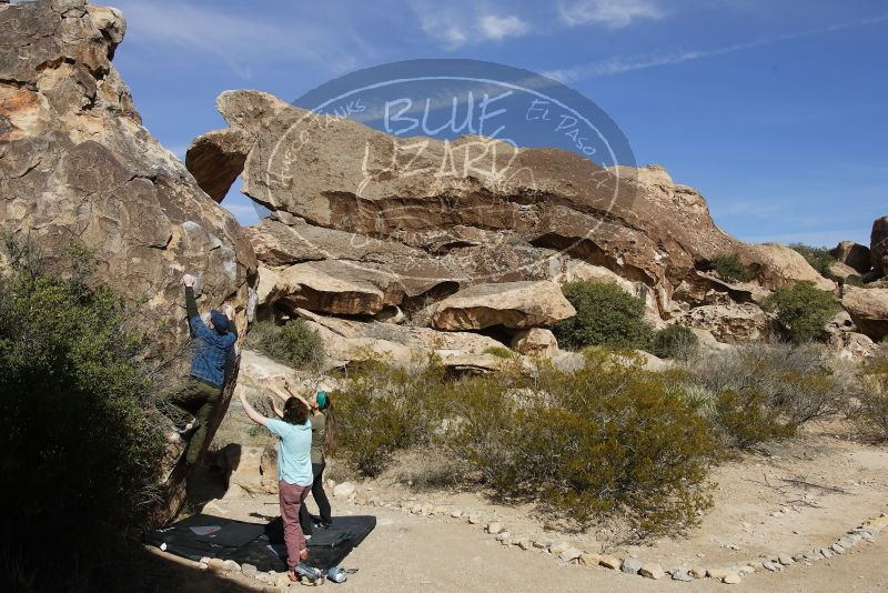 Bouldering in Hueco Tanks on 02/02/2019 with Blue Lizard Climbing and Yoga

Filename: SRM_20190202_1157440.jpg
Aperture: f/5.6
Shutter Speed: 1/800
Body: Canon EOS-1D Mark II
Lens: Canon EF 16-35mm f/2.8 L