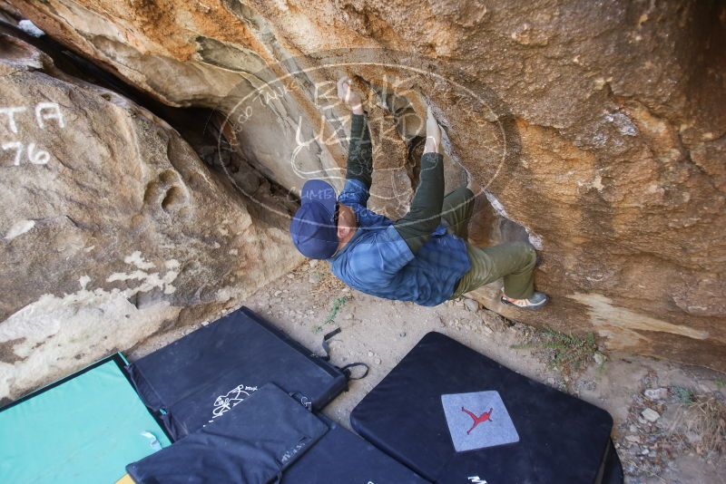 Bouldering in Hueco Tanks on 02/02/2019 with Blue Lizard Climbing and Yoga

Filename: SRM_20190202_1259420.jpg
Aperture: f/2.8
Shutter Speed: 1/250
Body: Canon EOS-1D Mark II
Lens: Canon EF 16-35mm f/2.8 L