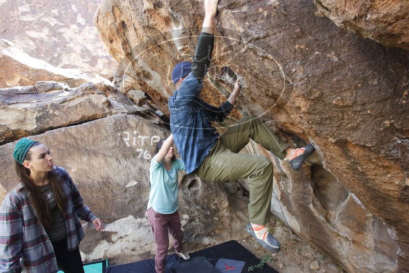 Bouldering in Hueco Tanks on 02/02/2019 with Blue Lizard Climbing and Yoga
Filename: SRM_20190202_1312190.jpg
Aperture: f/5.0
Shutter Speed: 1/200
Body: Canon EOS-1D Mark II
Lens: Canon EF 16-35mm f/2.8 L
