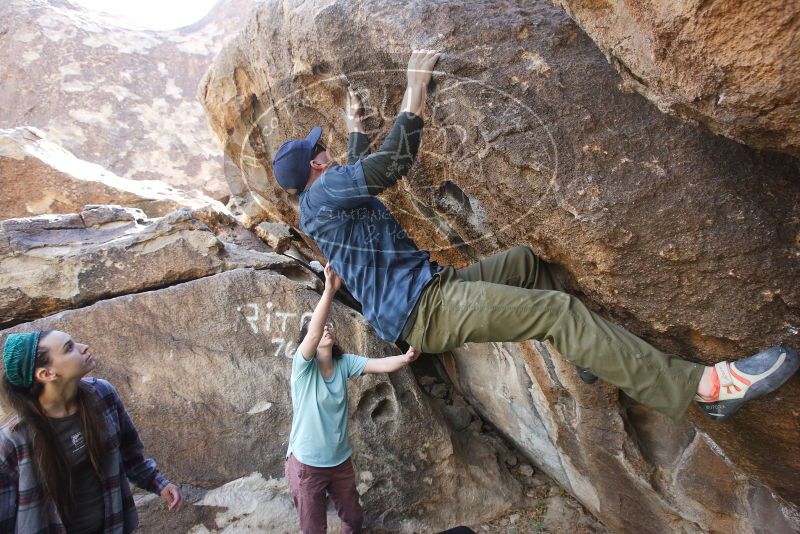 Bouldering in Hueco Tanks on 02/02/2019 with Blue Lizard Climbing and Yoga
Filename: SRM_20190202_1312200.jpg
Aperture: f/5.6
Shutter Speed: 1/200
Body: Canon EOS-1D Mark II
Lens: Canon EF 16-35mm f/2.8 L