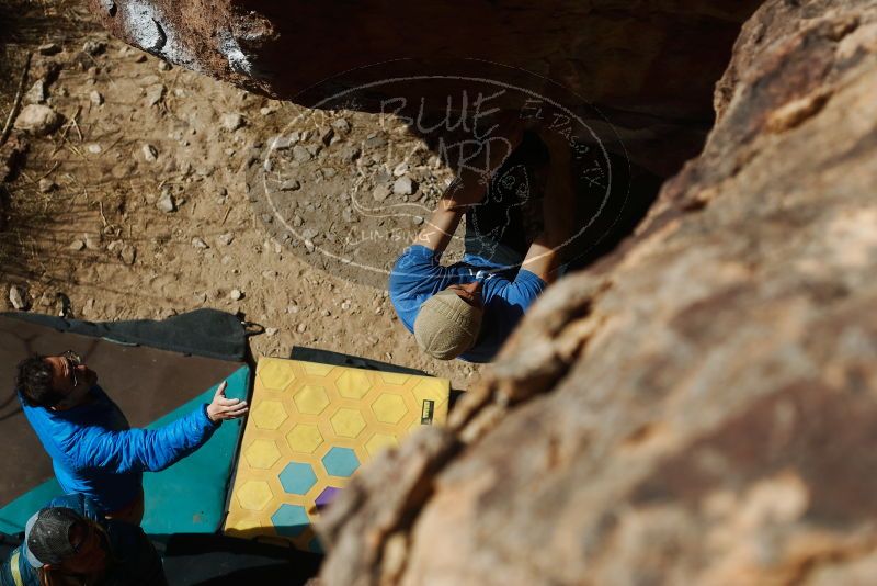 Bouldering in Hueco Tanks on 02/09/2019 with Blue Lizard Climbing and Yoga

Filename: SRM_20190209_1239310.jpg
Aperture: f/4.0
Shutter Speed: 1/2000
Body: Canon EOS-1D Mark II
Lens: Canon EF 50mm f/1.8 II
