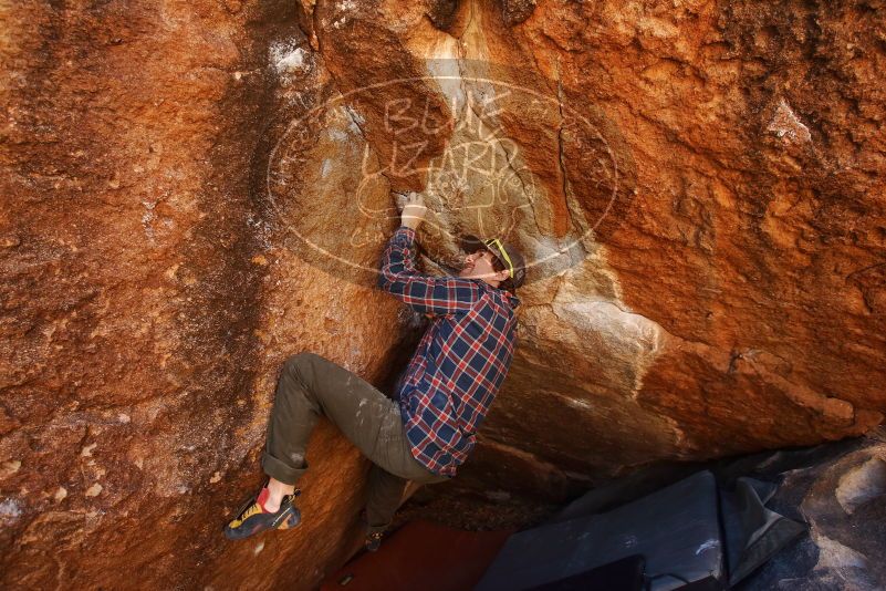 Bouldering in Hueco Tanks on 02/17/2019 with Blue Lizard Climbing and Yoga
Filename: SRM_20190217_1218570.jpg
Aperture: f/4.5
Shutter Speed: 1/500
Body: Canon EOS-1D Mark II
Lens: Canon EF 16-35mm f/2.8 L
