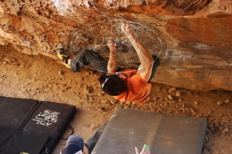 Bouldering in Hueco Tanks on 02/17/2019 with Blue Lizard Climbing and Yoga

Filename: SRM_20190217_1403050.jpg
Aperture: f/2.8
Shutter Speed: 1/250
Body: Canon EOS-1D Mark II
Lens: Canon EF 50mm f/1.8 II
