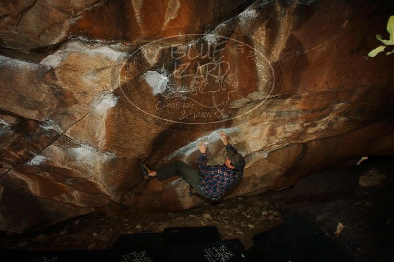 Bouldering in Hueco Tanks on 02/17/2019 with Blue Lizard Climbing and Yoga
Filename: SRM_20190217_1529460.jpg
Aperture: f/8.0
Shutter Speed: 1/250
Body: Canon EOS-1D Mark II
Lens: Canon EF 16-35mm f/2.8 L