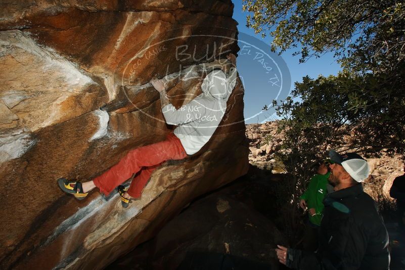 Bouldering in Hueco Tanks on 02/17/2019 with Blue Lizard Climbing and Yoga
Filename: SRM_20190217_1601590.jpg
Aperture: f/8.0
Shutter Speed: 1/250
Body: Canon EOS-1D Mark II
Lens: Canon EF 16-35mm f/2.8 L